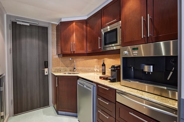 Crystal, Serenity Penthouse Suite 4